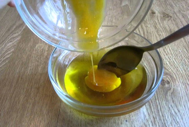 Honey And Olive Oil Mask 69