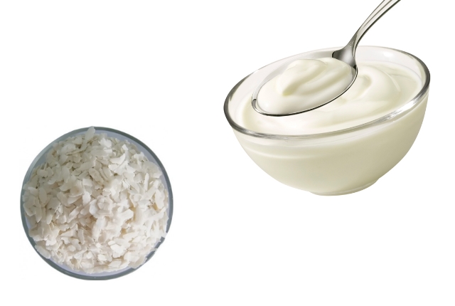 Flattened Rice And Yogurt