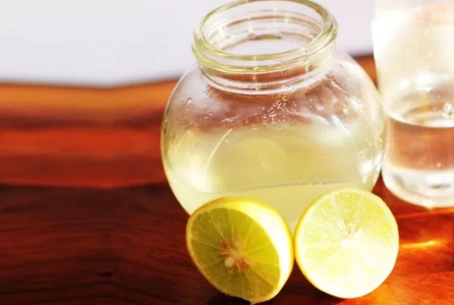 Glycerin And Lemon Juice